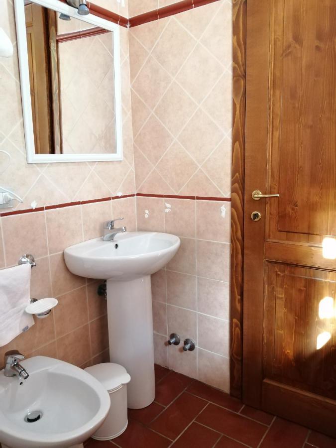 Il Casale Di Luna Сатурния Екстериор снимка